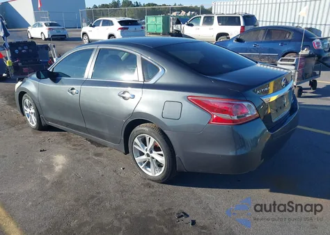 2013 Nissan Altima 2.5 S z USA, uszkodzony, nr VIN 1N4AL3AP7DC170049